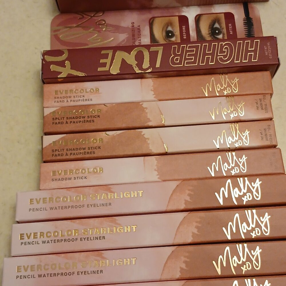 Molly 10-piece All About Eyes Collection